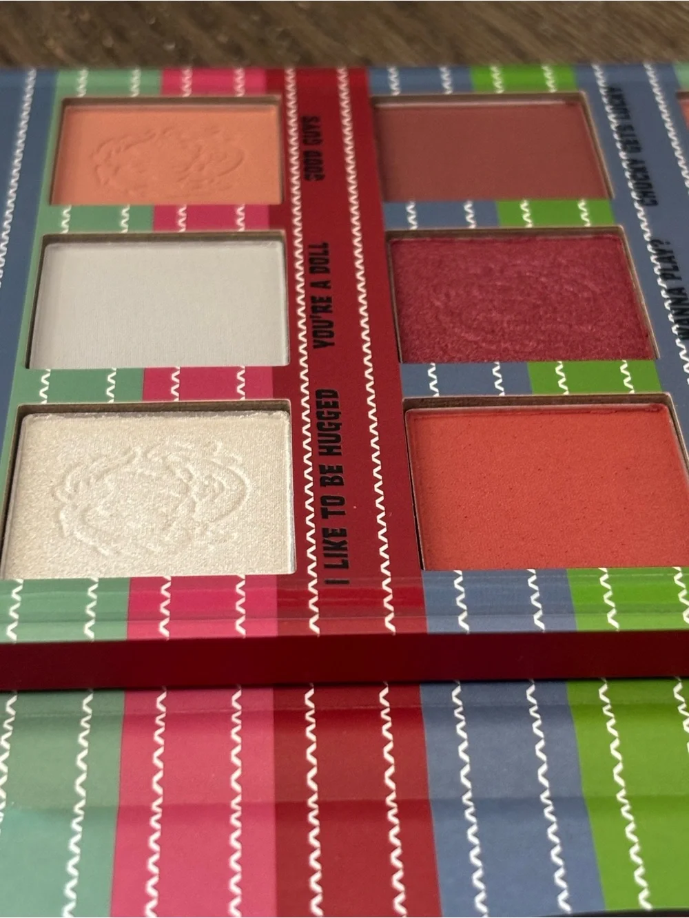 Child’s Play Chucky Eyeshadow Palette • 12 Colors